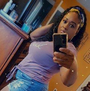 Meet your Posher, Lavisha